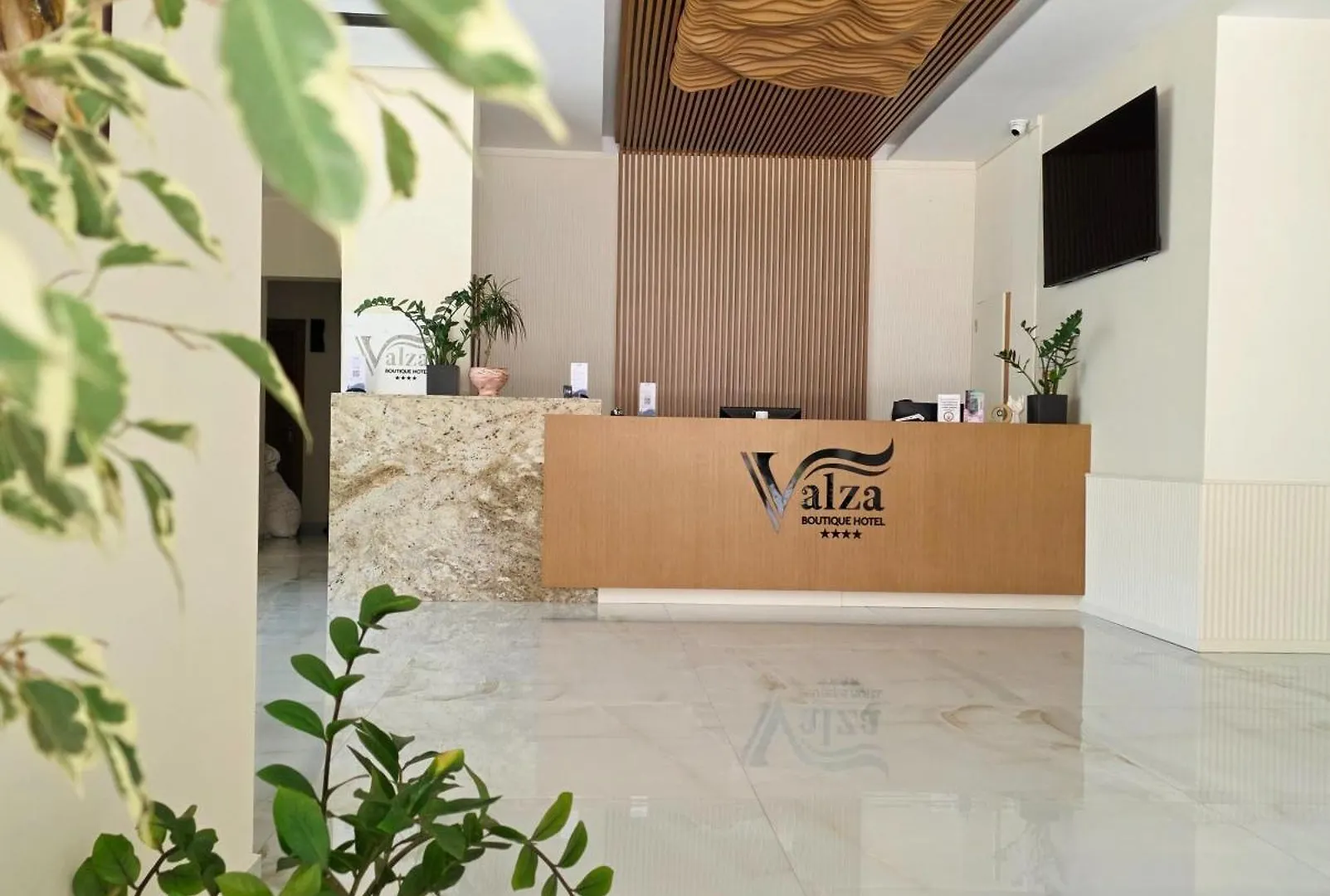 Valza Boutique Hotel Vlore 4*,