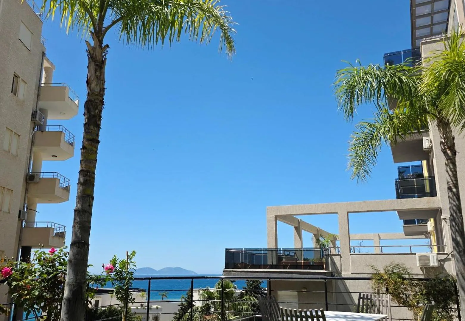 Valza Boutique Hotel Vlore 4*,  Albania